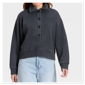 Universal Thread Washed Charcoal Black Button-Placket Pullover Sweatshirt